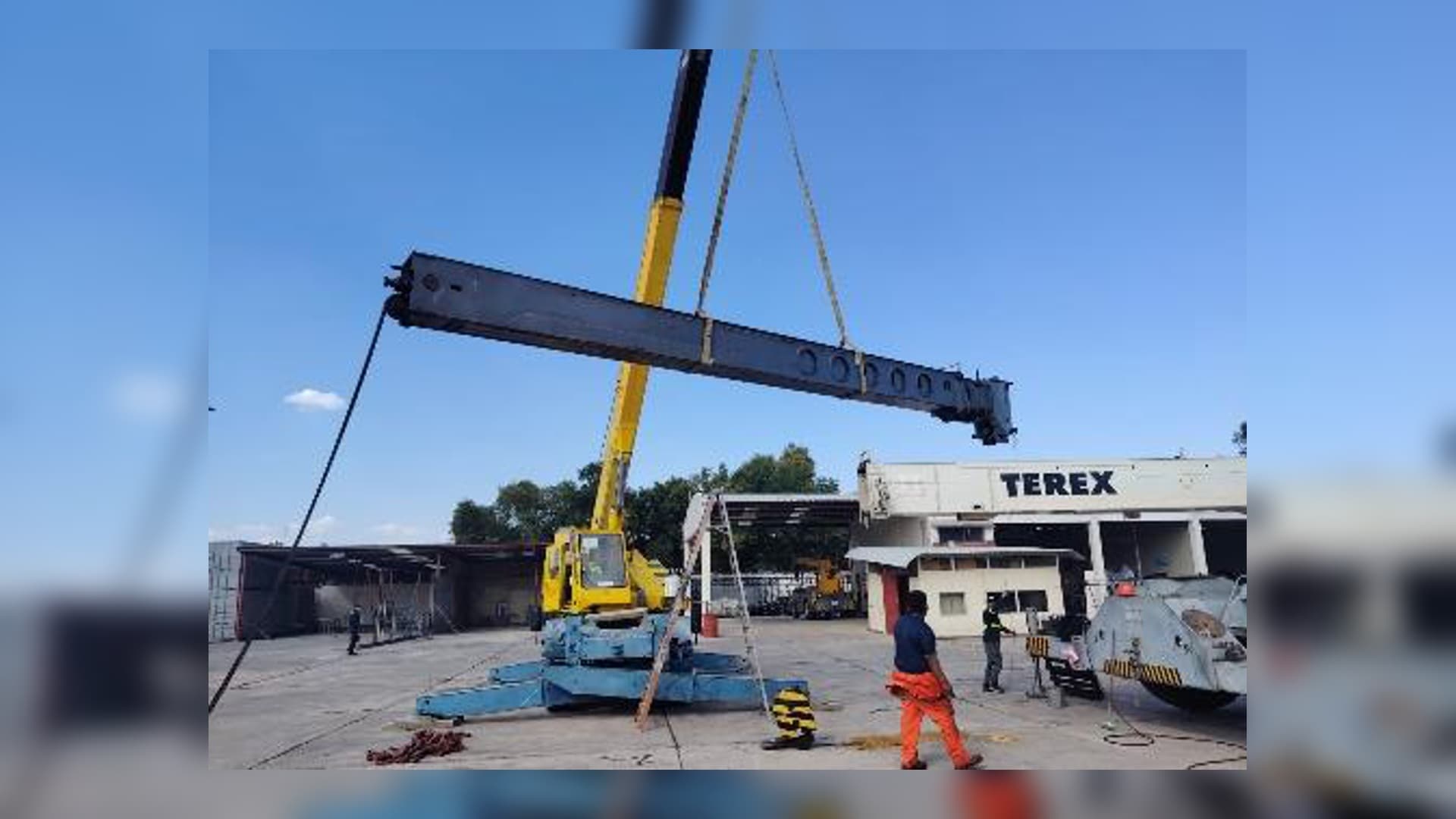 Reporte y ficha técnica en grúa Terex RT 335 — Tagema
